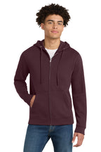 District ®  V.I.T. ™ Sudadera con capucha y cremallera completa de felpa DT6102