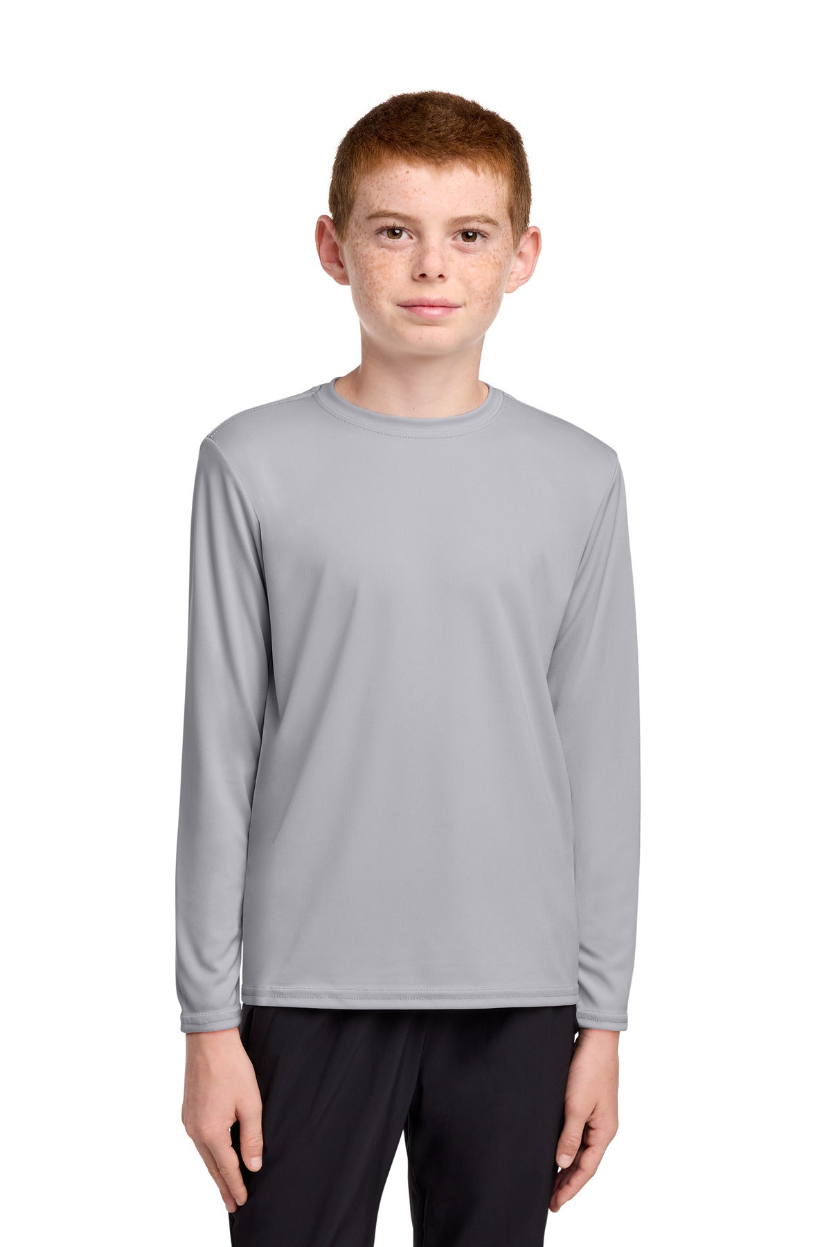Camiseta de rendimiento de manga larga juvenil Port & Co ™ PC380YLS